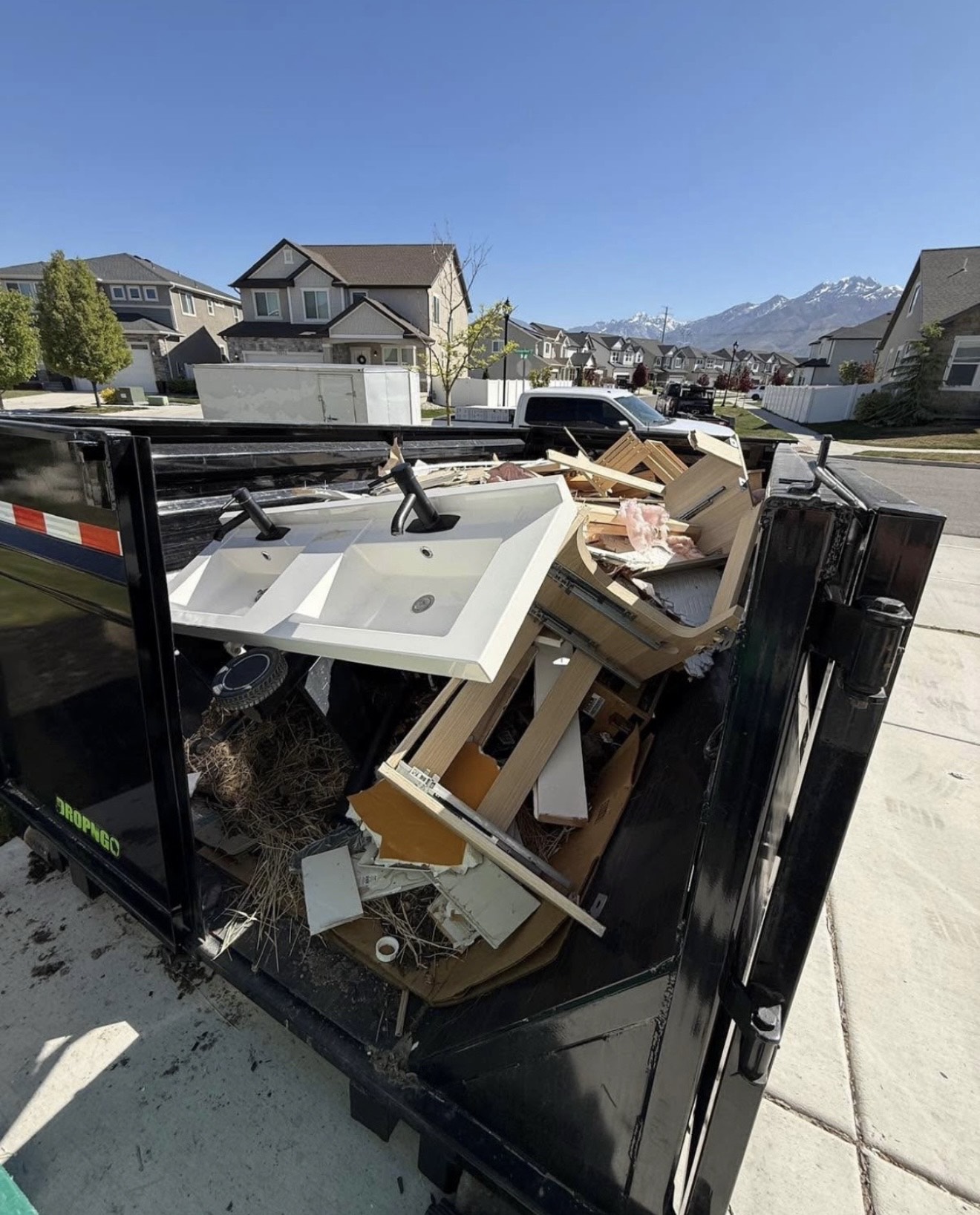 10 yard roll-off-dumpster